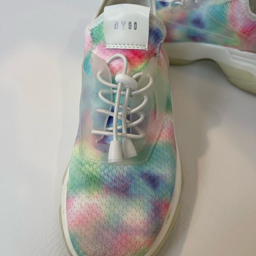 Steve Madden NY90 Size 8.5 M Tie-Dye Pastel Pattern Sneakers